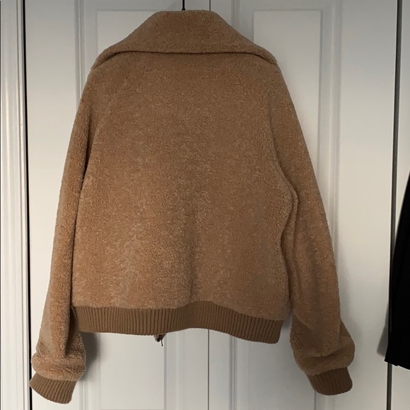 Line +Dot Teddy bomber - Picture 5 of 5